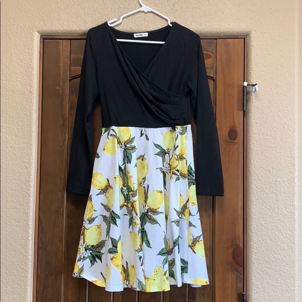 Dress with pockets